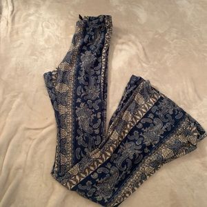 Patern flare pants